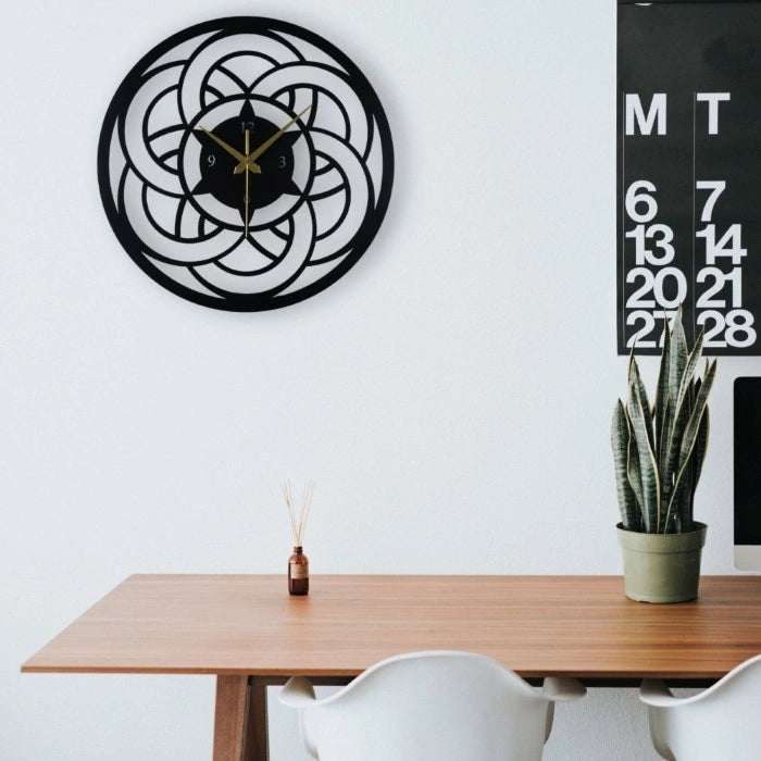 7 Circles Metal Wall Clock
