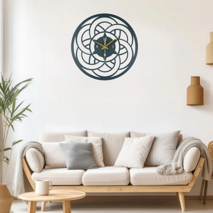 7 Circles Metal Wall Clock